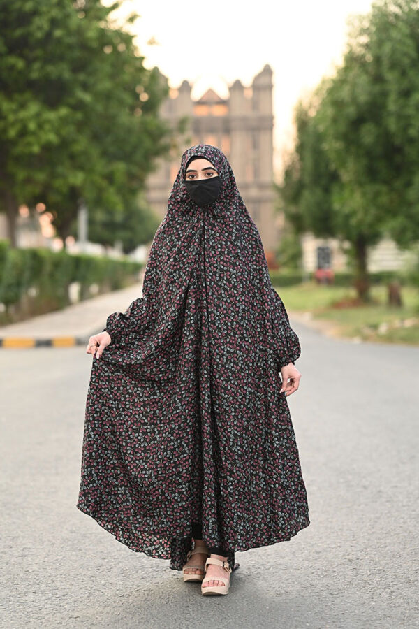 Entire Spiral Black Namaz Chaddar