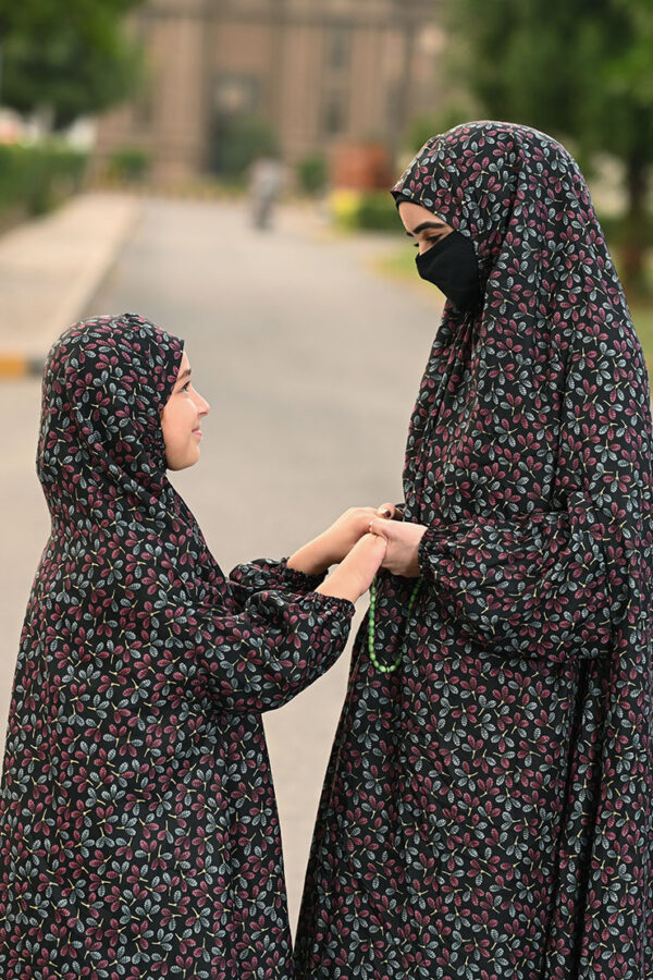 Entire Spiral Namaz Chaddar Mommy and Me
