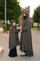 Fantastic Spiral Namaz Chaddar Mommy and Me